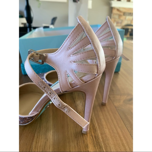 Betsey Johnson Avery Wedding Shoes in Blush - Picture 3 of 8
